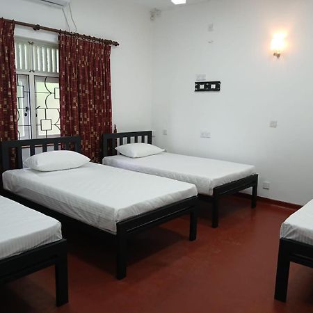 Kandy Twin Hostel Esterno foto