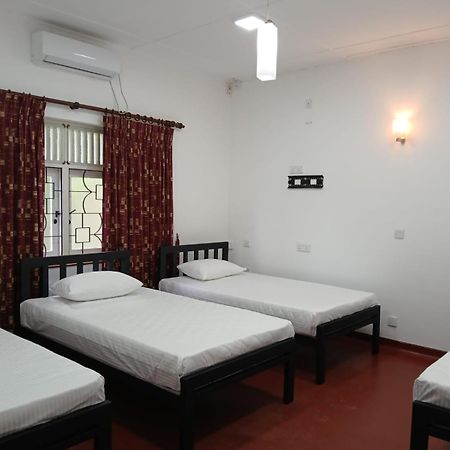Kandy Twin Hostel Esterno foto